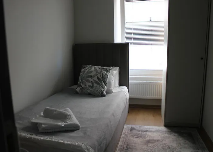 Nočitev z zajtrkom Seherezada *